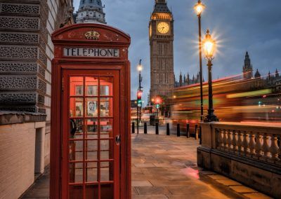 telephone box - fjarribas